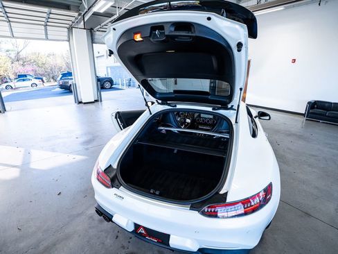 Used 2020 Mercedes-Benz AMG GT Coupe image 60