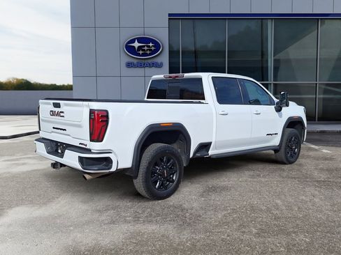 Used 2024 GMC Sierra 2500 AT4 w/ AT4 Premium Plus Package image 6