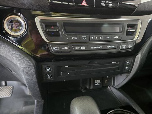 Used 2017 Honda Ridgeline RTL-E image 23