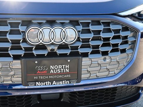 Used 2025 Audi Q5 Premium w/ Convenience Package image 25