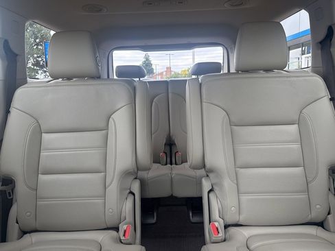 Used 2018 GMC Acadia Denali w/ LPO, Protection Package image 43