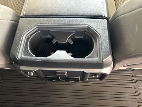 Used 2019 Ford F150 XLT w/ Equipment Group 302A Luxury AWD/4WD image 31