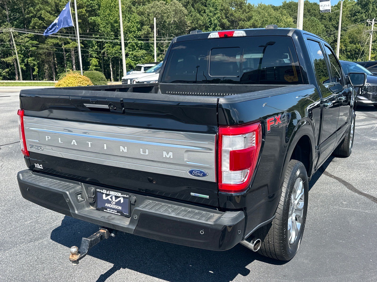 Used 2022 Ford F150 Platinum w/ Equipment Group 701A High AWD/4WD image 3