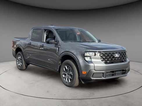 New 2025 Ford Maverick XLT w/ XLT Luxury Package image 14