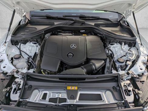 Used 2026 Mercedes-Benz GLC 300 4MATIC image 23