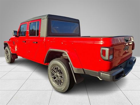 New 2026 Jeep Gladiator Sport image 4