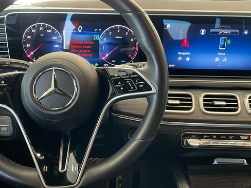 Used 2024 Mercedes-Benz GLE 450 4MATIC image 16
