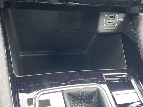 New 2026 Jeep Compass Latitude image 22