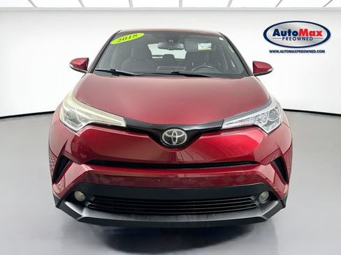Used 2018 Toyota C-HR XLE FWD image 6