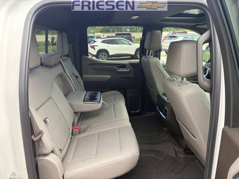 Used 2024 Chevrolet Silverado 1500 LTZ w/ LTZ Premium Package AWD/4WD image 28