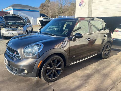 Used 2015 MINI Cooper Countryman S w/ Fully Loaded Package image 2