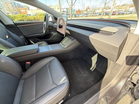 Used 2025 Tesla Model 3 Long Range image 40