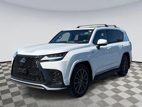 Used 2024 Lexus LX 600 F Sport image 5