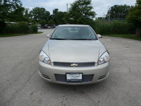 Used 2012 Chevrolet Impala LT FWD image 2