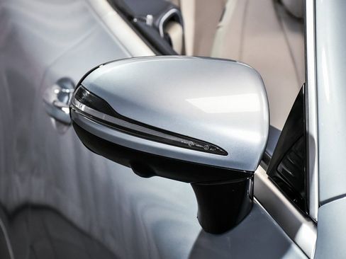 Used 2019 Mercedes-Benz E 450 4MATIC Cabriolet image 70