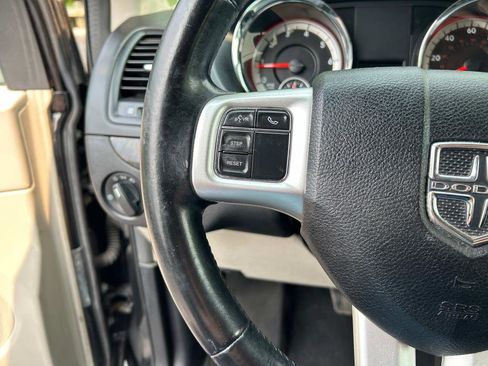 Used 2017 Dodge Grand Caravan SE w/ Power Window Group image 25