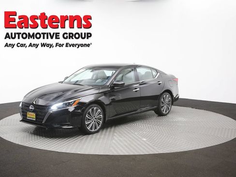 Used 2024 Nissan Altima 2.5 SL AWD/4WD image 56