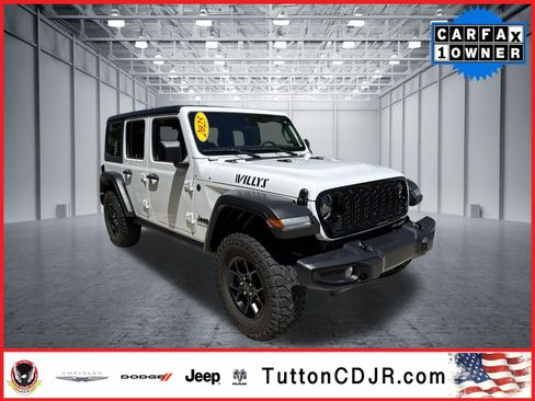 Used 2025 Jeep Wrangler Unlimited Sport AWD/4WD image 1