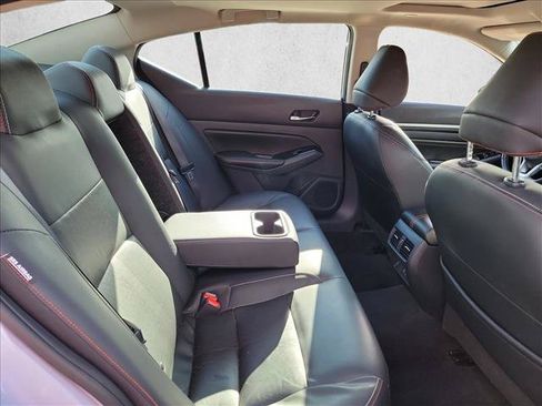 Used 2023 Nissan Altima 2.0 SR FWD image 13