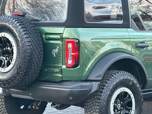 Used 2022 Ford Bronco Badlands w/ Sasquatch Package image 7