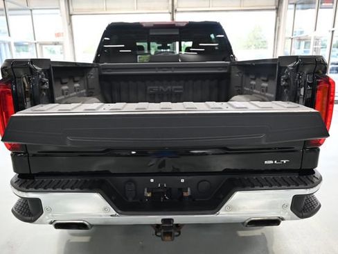 Used 2021 GMC Sierra 1500 SLT w/ SLT Premium Plus Package AWD/4WD image 7