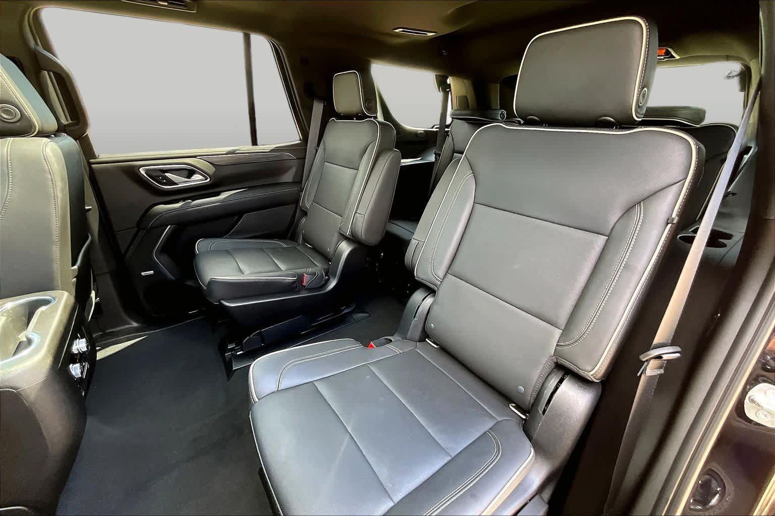 Used 2021 GMC Yukon SLT w/ SLT Premium Package RWD image 21