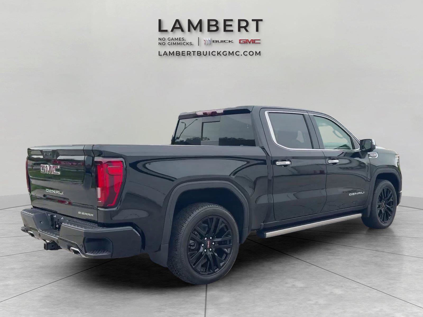 Used 2024 GMC Sierra 1500 Denali AWD/4WD image 5
