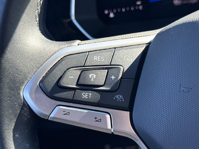 Used 2024 Volkswagen Jetta Sport FWD image 32