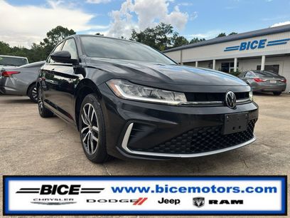 Used 2025 Volkswagen Jetta SE