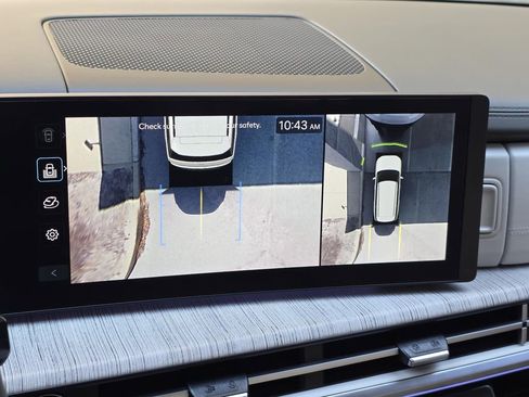 Used 2025 Hyundai Santa Fe Calligraphy image 22