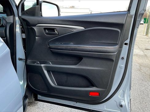 Used 2022 Honda Passport TrailSport image 19