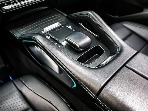 Used 2023 Mercedes-Benz GLE 350 4MATIC w/ Premium Package image 6