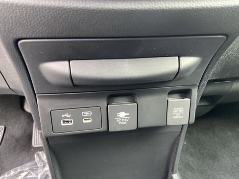 New 2026 Honda Odyssey Touring image 36