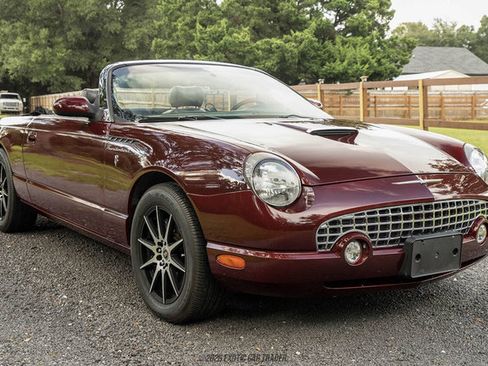 Used 2002 Ford Thunderbird RWD image 10