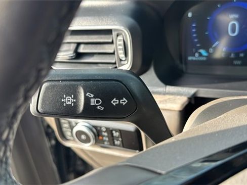 Certified 2023 Ford Explorer Platinum w/ Class IV Trailer Tow Package image 16