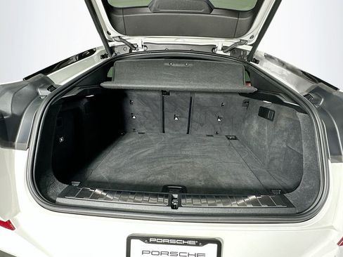 Used 2022 BMW X6 xDrive40i w/ M Sport Package image 28