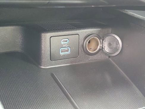 Certified 2022 Ford Escape SE w/ Convenience Package image 10