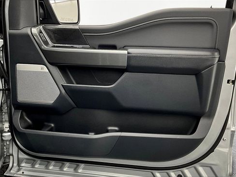 Used 2022 Ford F150 XLT w/ Equipment Group 302A High image 25