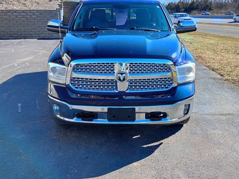 Used 2014 RAM 1500 Laramie w/ Convenience Group image 8