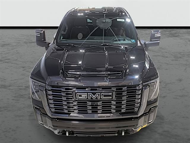 Used 2024 GMC Sierra 2500 Denali Ultimate AWD/4WD image 6
