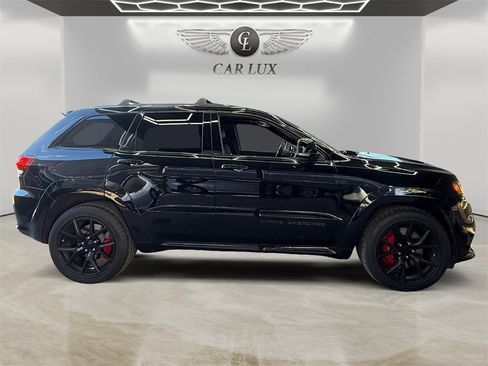 Used 2018 Jeep Grand Cherokee SRT w/ Trailer Tow Group IV image 6