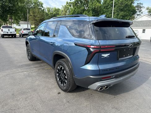 Used 2025 Chevrolet Traverse Z71 w/ Enhanced Driving Package AWD/4WD image 5