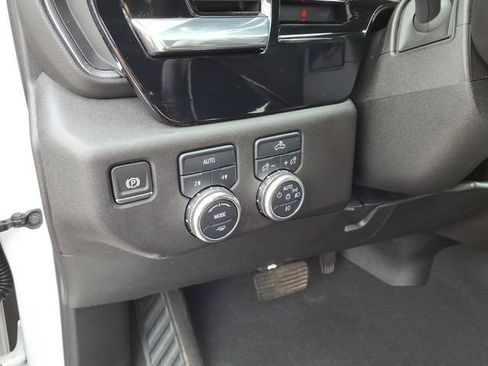 Used 2024 GMC Sierra 1500 Elevation AWD/4WD image 19