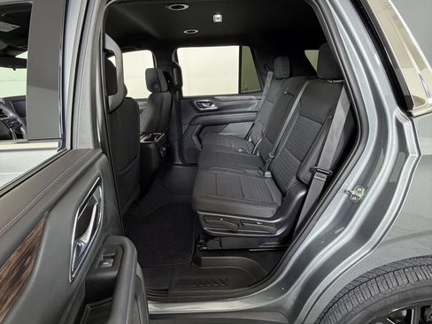 Used 2023 Chevrolet Tahoe LS RWD image 9