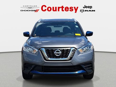 Used 2019 Nissan Kicks SV FWD image 9