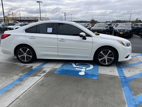 Used 2016 Subaru Legacy 2.5i Limited image 5