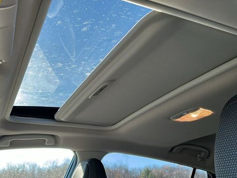 Certified 2024 Subaru Crosstrek 2.0i Premium image 20