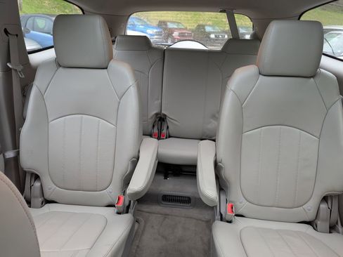 Used 2017 Buick Enclave Premium AWD/4WD image 12