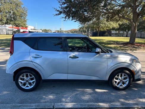 Used 2020 Kia Soul S image 5