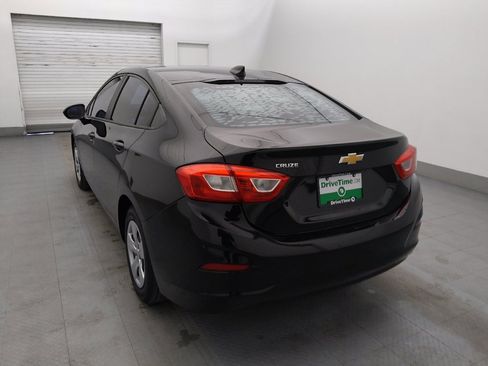 Used 2017 Chevrolet Cruze LS FWD image 5